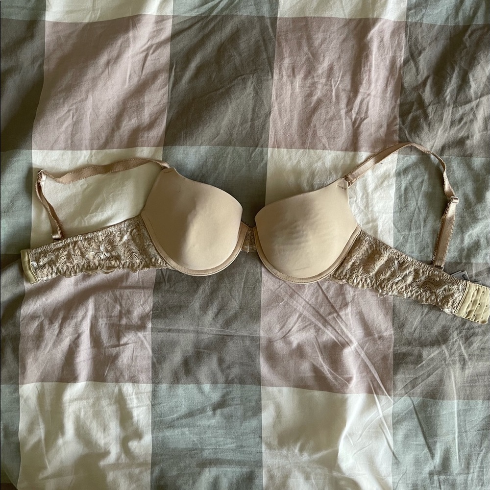Motherhood Maternity lacy Nursing Bra
